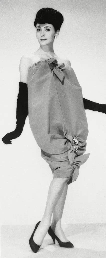 Balenciaga sack dress 1957